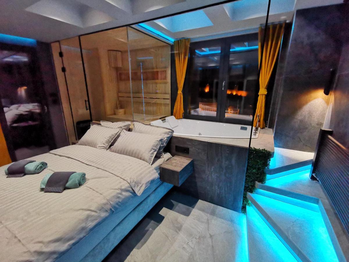 Pentlux - Spa Penthouse In The Heart Of Skopje Luaran gambar