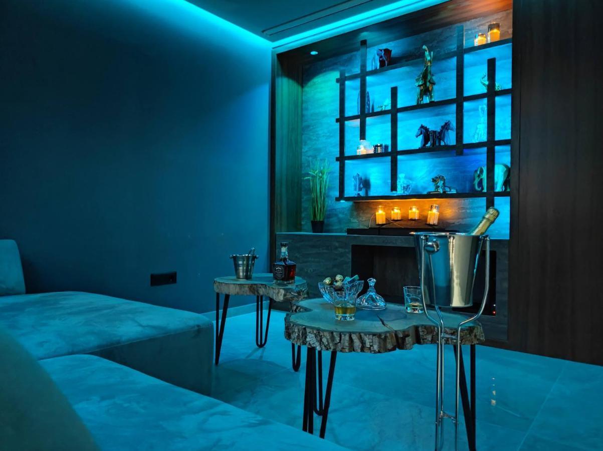 Pentlux - Spa Penthouse In The Heart Of Skopje Luaran gambar