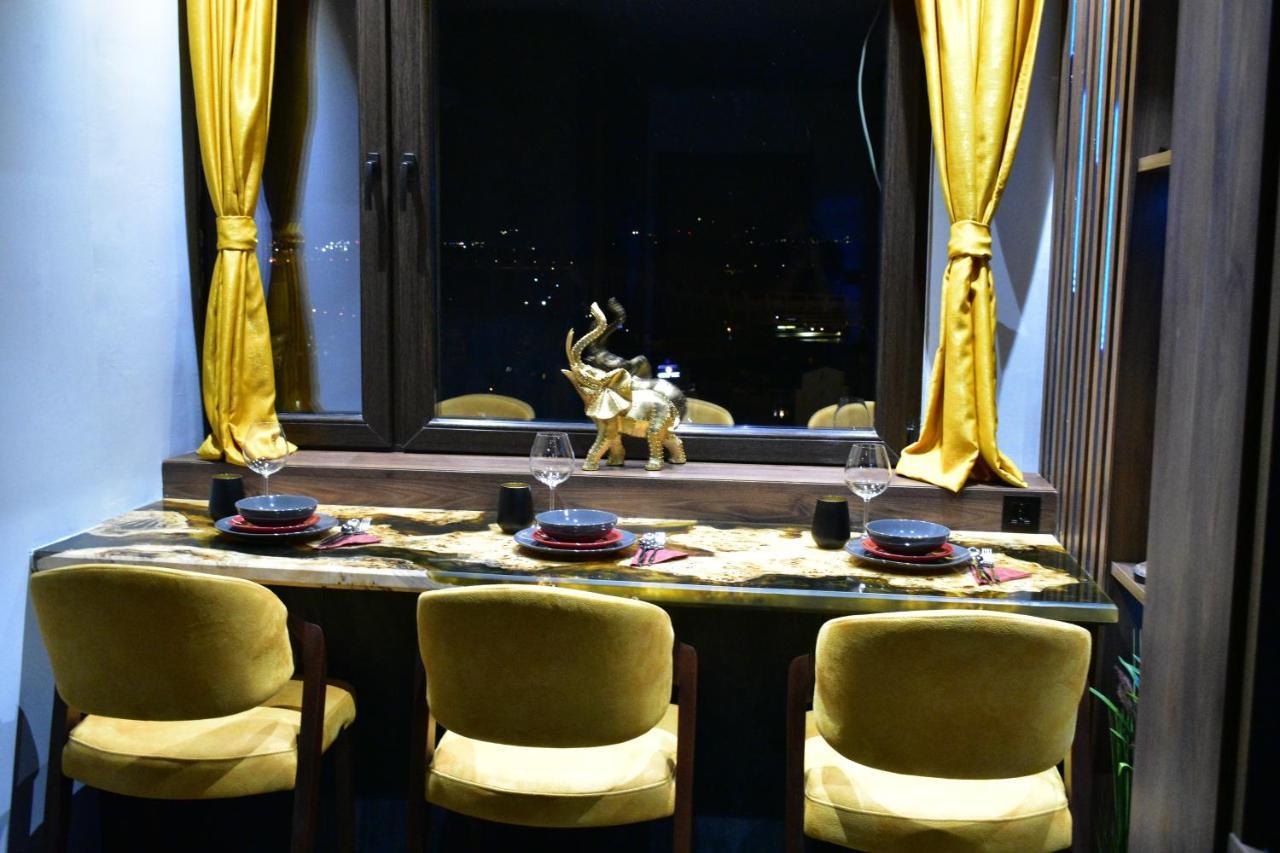 Pentlux - Spa Penthouse In The Heart Of Skopje Luaran gambar