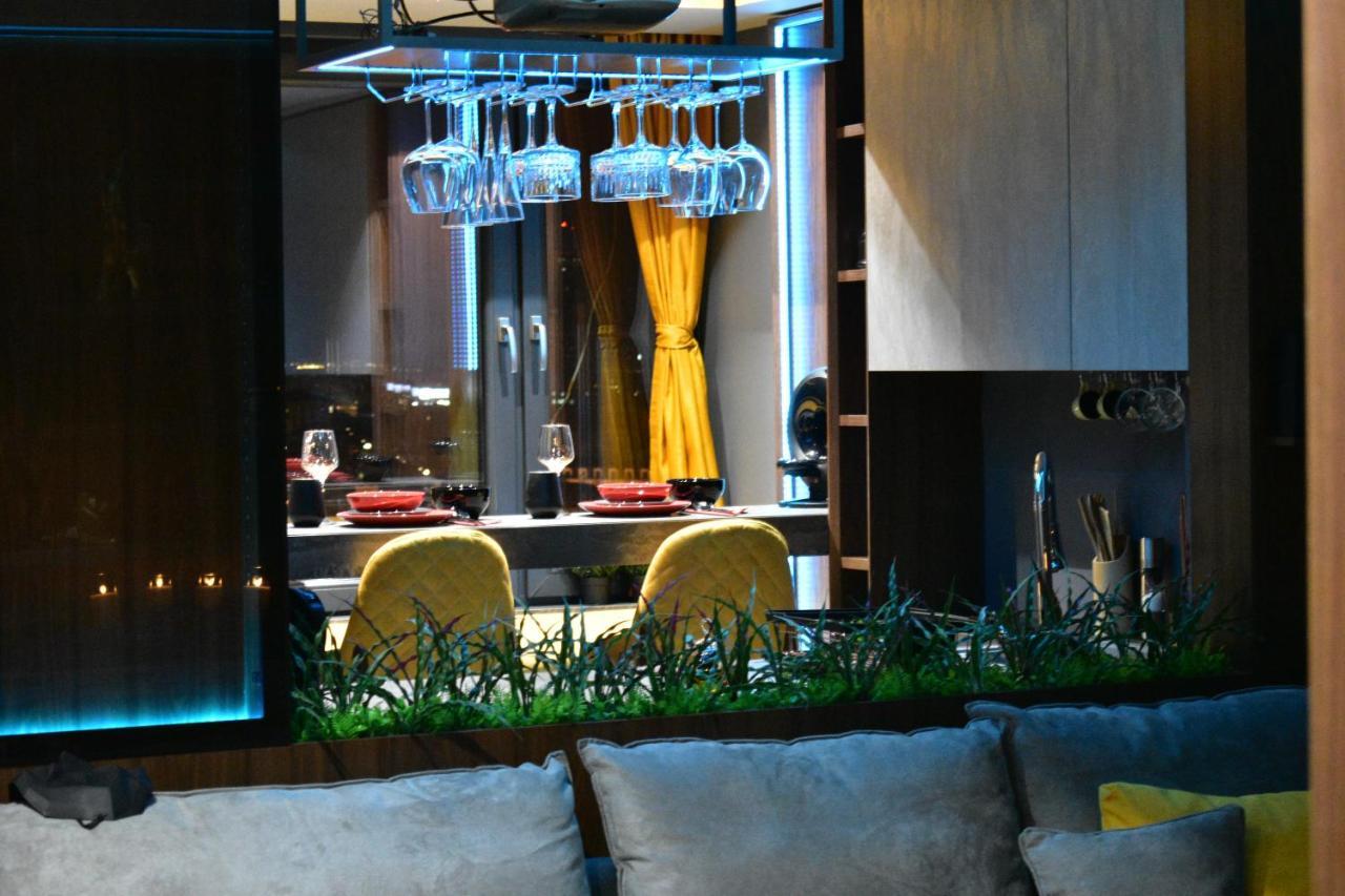 Pentlux - Spa Penthouse In The Heart Of Skopje Luaran gambar