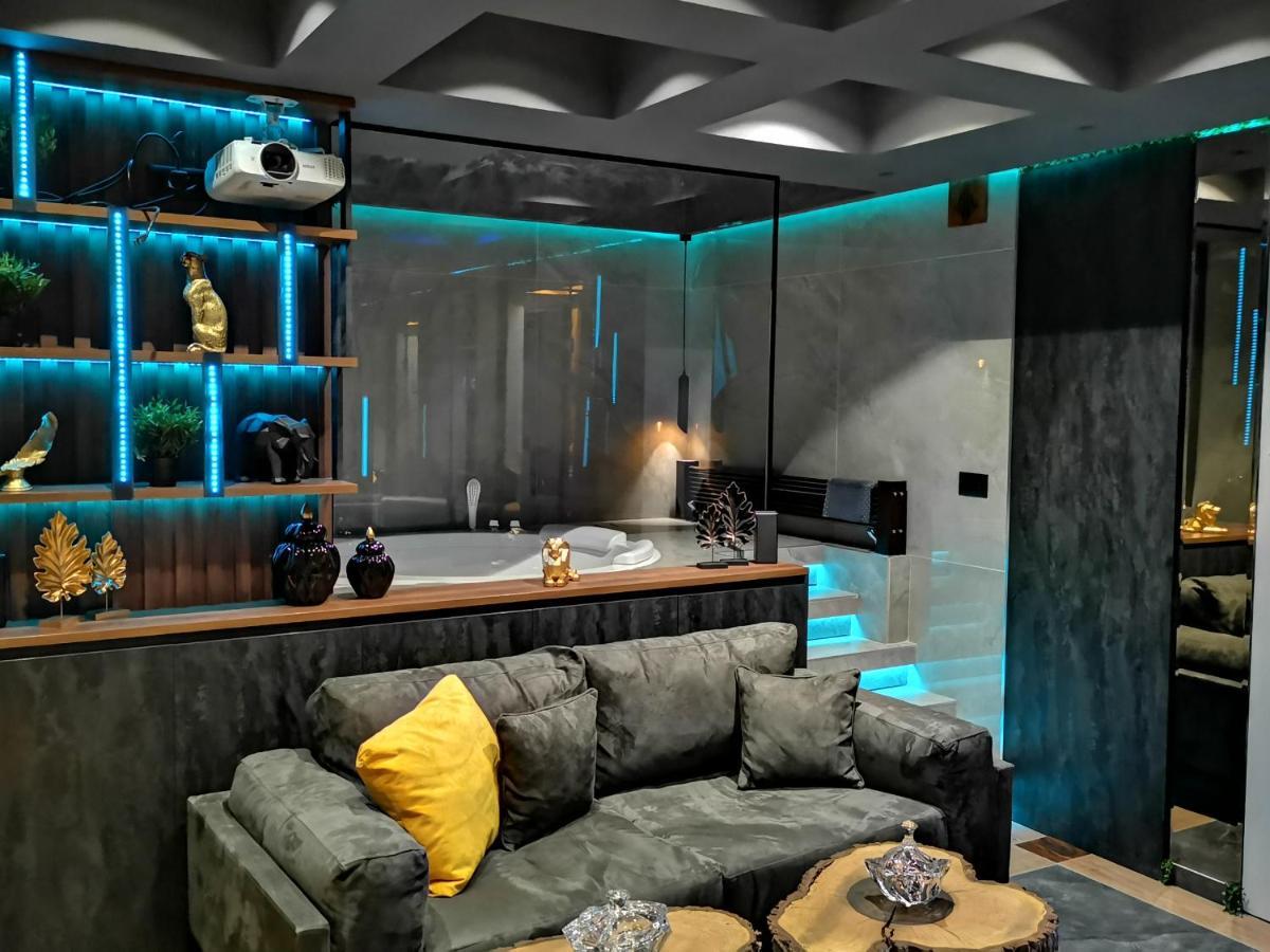Pentlux - Spa Penthouse In The Heart Of Skopje Luaran gambar
