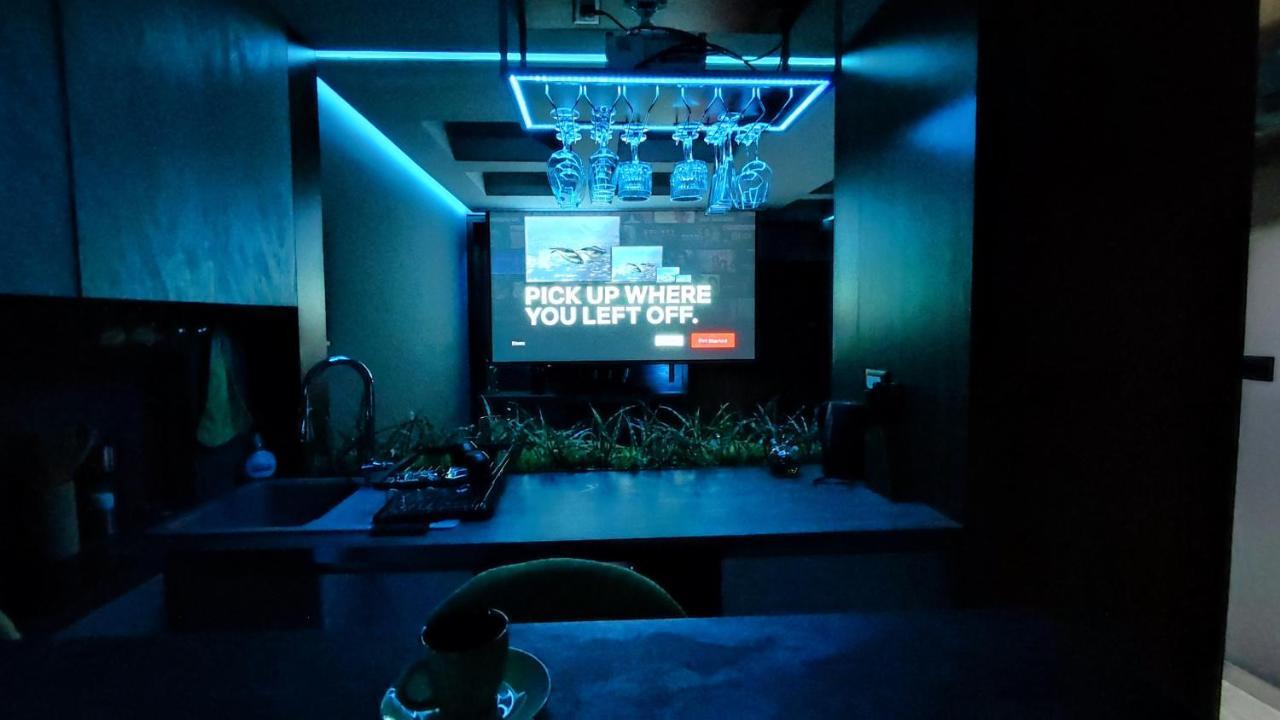 Pentlux - Spa Penthouse In The Heart Of Skopje Luaran gambar