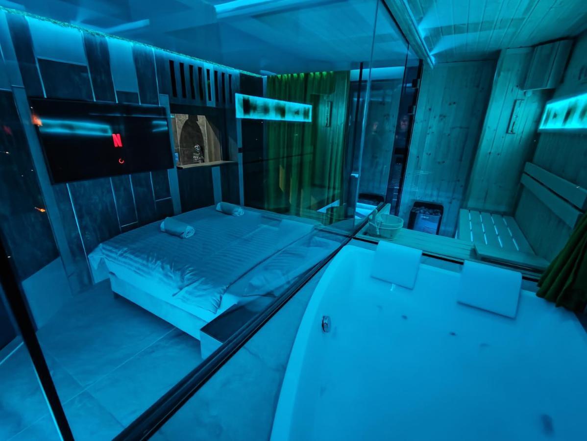 Pentlux - Spa Penthouse In The Heart Of Skopje Luaran gambar