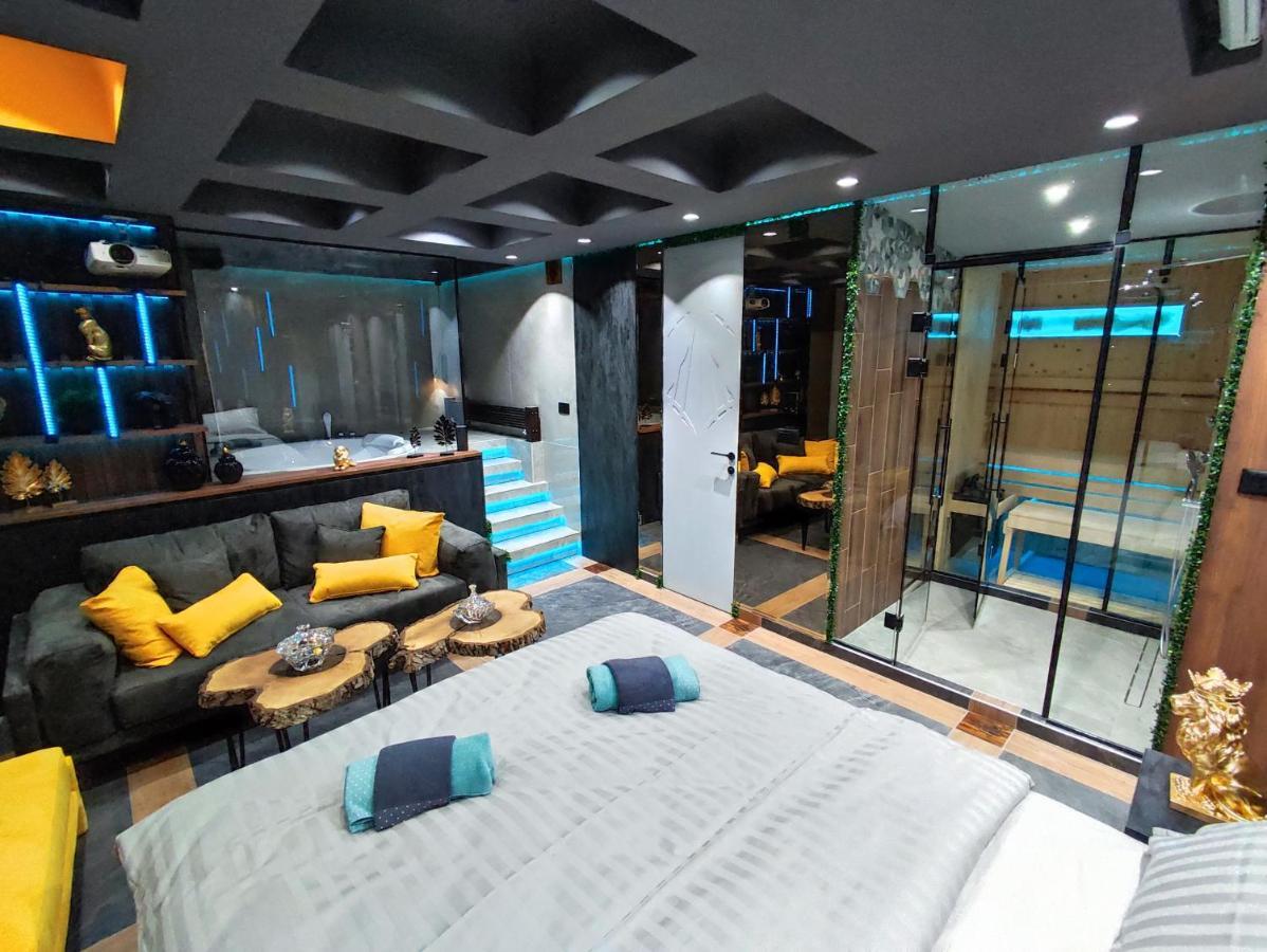 Pentlux - Spa Penthouse In The Heart Of Skopje Luaran gambar