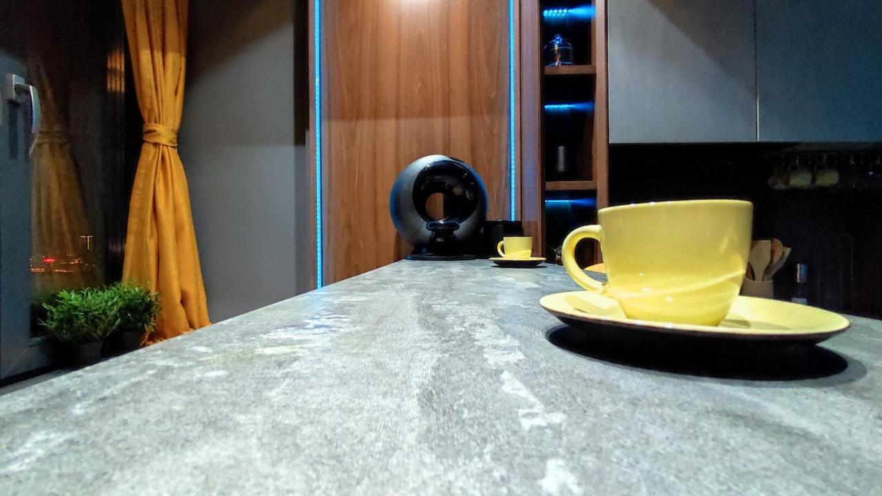 Pentlux - Spa Penthouse In The Heart Of Skopje Luaran gambar