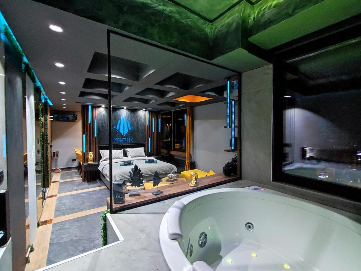 Pentlux - Spa Penthouse In The Heart Of Skopje Luaran gambar
