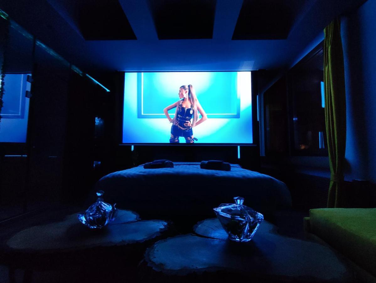 Pentlux - Spa Penthouse In The Heart Of Skopje Luaran gambar